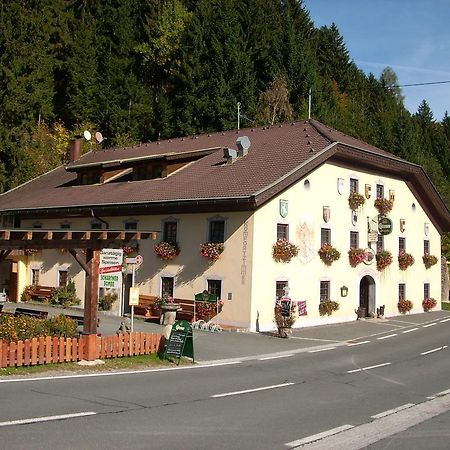 Gasthof Zum Loewen Sankt Jakob im Lesachtal Zewnętrze zdjęcie